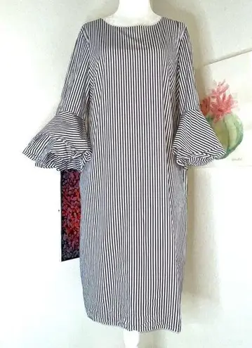 PAPPAGALLO Shift Dress With Bell Sleeves V