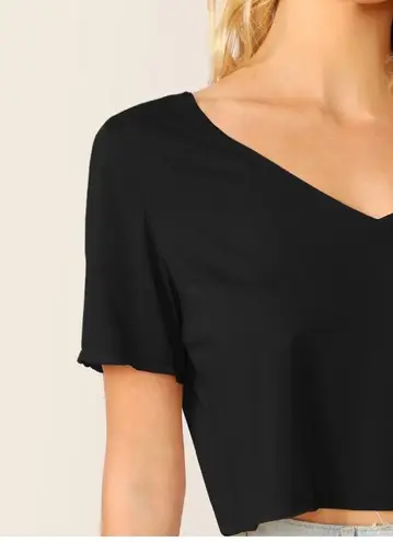 Verdusa Women's Solid V Neck Crop T Shirt Top Causal Short Sleeve Tee Top Size S Black