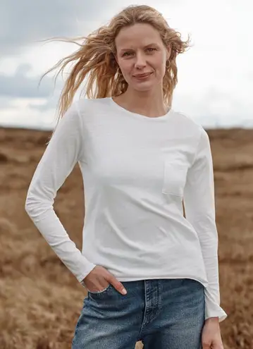 Garnet Hill Weekender Crewneck Long-Sleeve Tee White Size Small