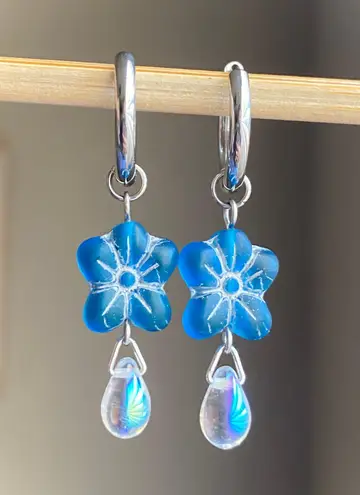 Handmade quality Czech glass beads 2WAY hoop dangle earrings🩵