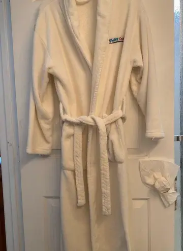 Fluffy White Spa Robe M/L Size M