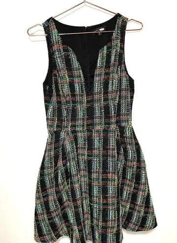 Slate + Willow Classic Plaid Green w/ Neon Stripe Accents Tweed Sleeveless Dress