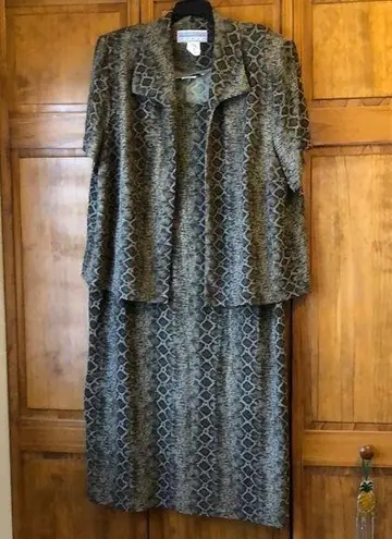 Jessica Howard Vintage Woman 2 Piece Dress Suit Set Sparkly Snakeskin 20