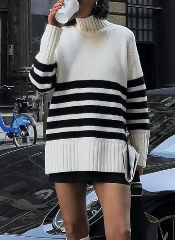 Commense Miss Paris Mock Neck Stripe Sweater size XL White