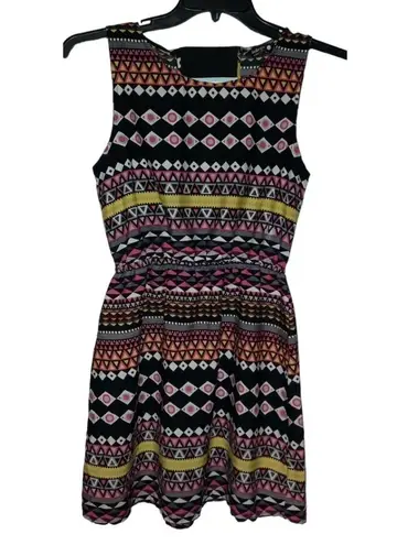 Indulge Colorful Sleeveless Dress Large