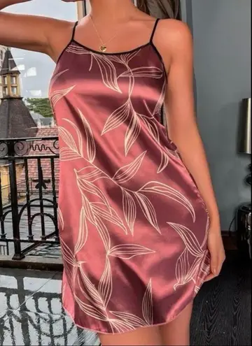 Boutique Blush, Silky, Leaf Patterned, Night Gown