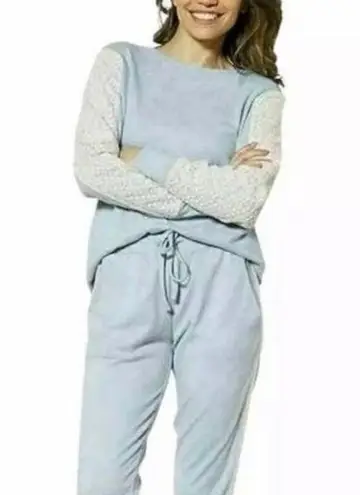 Flora Nikrooz Sweatshirt Pajama top Blue.