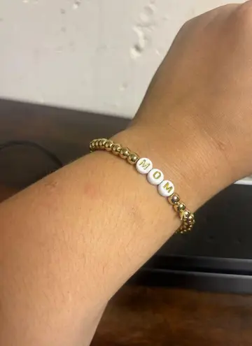 Unbranded Gold tone Beaded MOM Bracelet | Stretch Letter Charm Gift for Mom