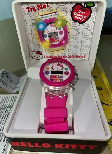 Sanrio NIB Hello Kitty LCD Light Up Ladies Digital Watch