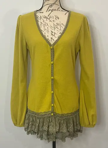 A’Reve soft brushed cardigan with tiered lace trim L Green Size L