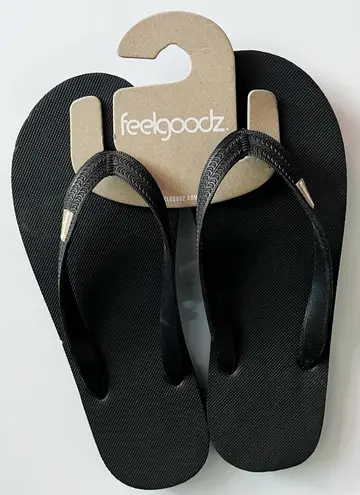 Feelgoodz • NWT Black Rubber Flip Flops Size 10