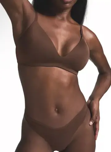 SKIMS Wireless Form T-Shirt Demi Bra in Cocoa Size 32DDD