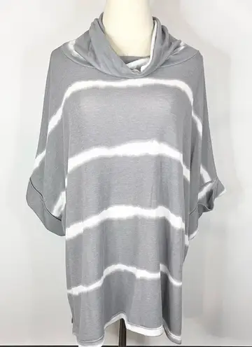 1.4.3. Story by Line Up 143 STORY // LINE UP Gray White Striped Mock Neck Dolman Pullover Small