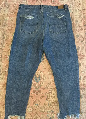 American Eagle Outfitters “Mom” Jeans