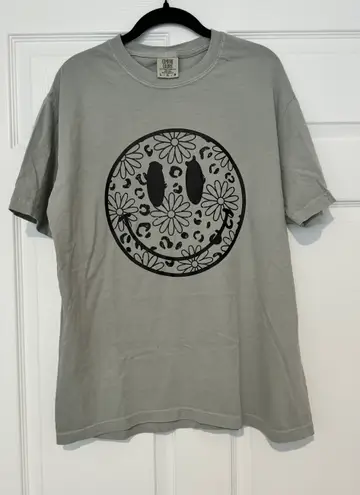 Comfort Colors Floral Smiley T-Shirt