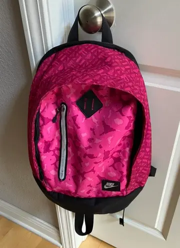 Nike mini backpack pink hot sale