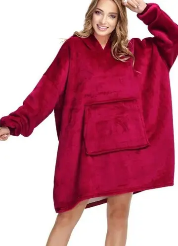 Cozy Red Hooded Shetpa Blanket Furry Pullover Size undefined