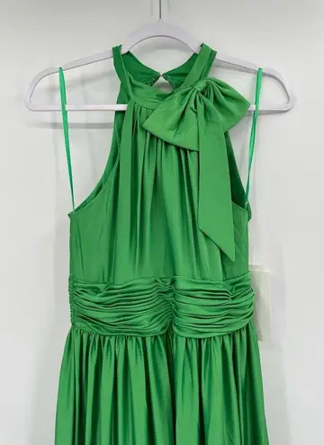 Mac Duggal 50658 Green Satin Tiered Sleeveless Halter Gown Size 6 NWT