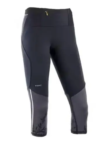 Decathlon black trail running cropped butterfly print athletic leggings Size M