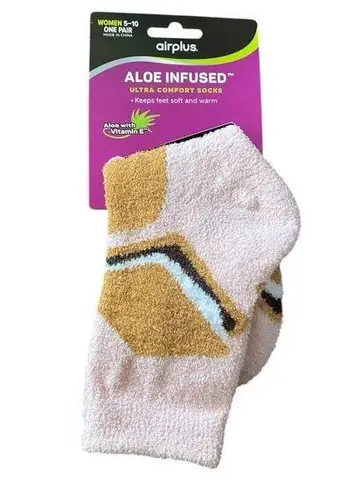 Women's Airplus Aloe Infused Socks Pink SMORE Fuzzy Winter Warm NEW