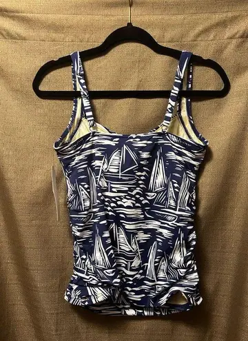 MiracleSuit NWT Miracle Suit X Talbots Woman’s Swim Suit Tankini Top Size 10 Built In Bra