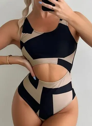 SheIn Colorblock Cut-Out One Piece Swimsuit