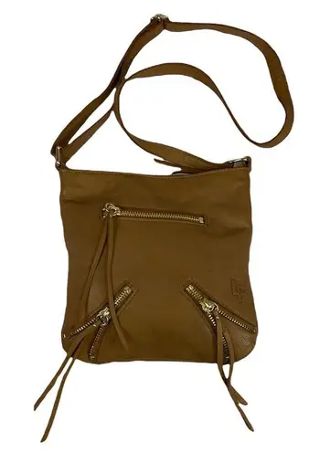 Linea Pelle Tan Cross Body Zipper Purse C9 Tan