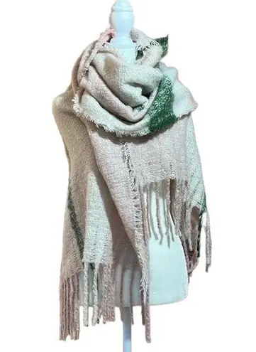 Shiraleah  fluffy oversized plaid scarf/wrap