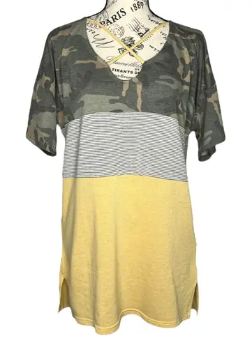 First Love (M) Camouflage Striped Colorblock Cross Front Short Sleeve Tee