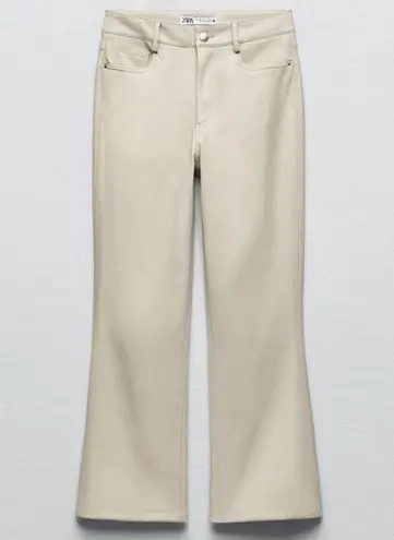 ZARA NWT  Faux Leather  mini flare pants size 2 High Waist ecru off white cream