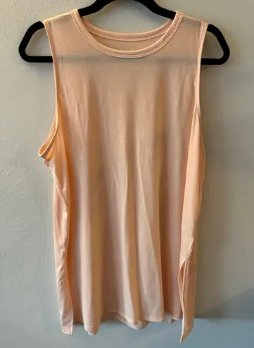 Old Navy Active Old Navy Ultralight Active Light Peach Tank Top Large