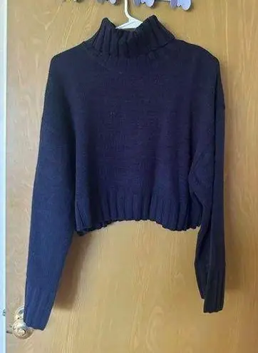 H&M Navy blue turtle neck cropped sweater