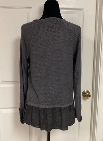 Knox Rose charcoal gray oversized longsleeves blouse. Medium