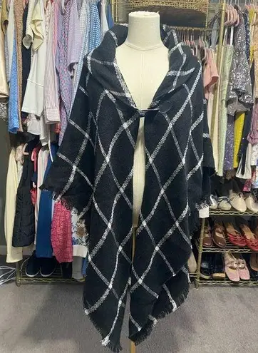 Women’s Shawl/Wrap Color Black & Silver. One Size Fits All.