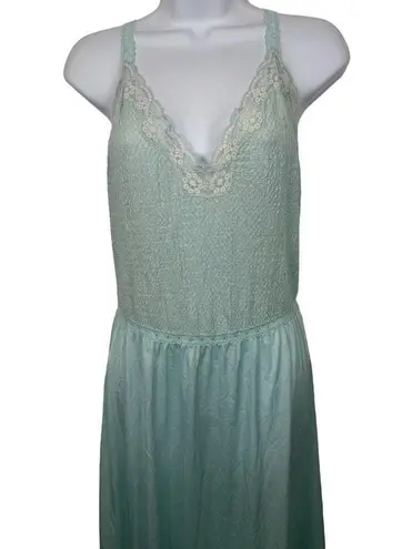 Vanity Fair Vintage Nightgown Medium Blue Plunge Lace Stretch Full Length Sexy