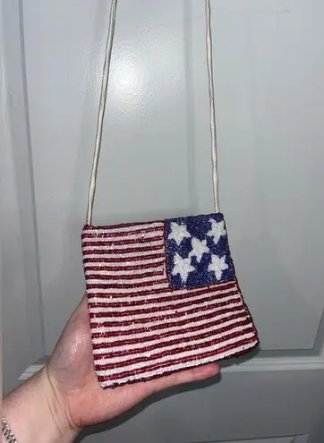 Vintage Unbranded Beaded American Flag All