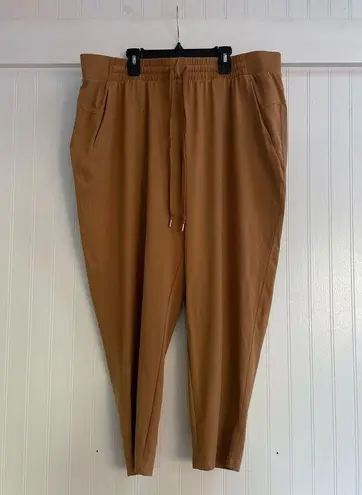 CALIA by Carrie Underwood Lightweight Tapered Ankle Length Jogger Pant Size XXL Tan