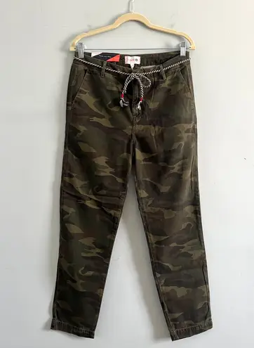 Sundry NWT  Camo Spruce Clean Straight Trouser Pants