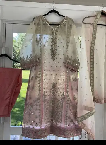 New pakistani indian Designer 3pc suit Multiple Size L