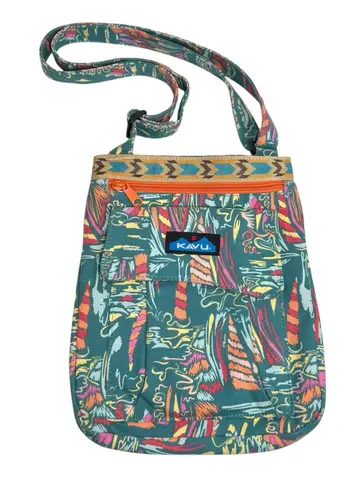 KAVU Keeper Cotton Canvas Crossbody Bag Purse in Sail Dreams Pattern