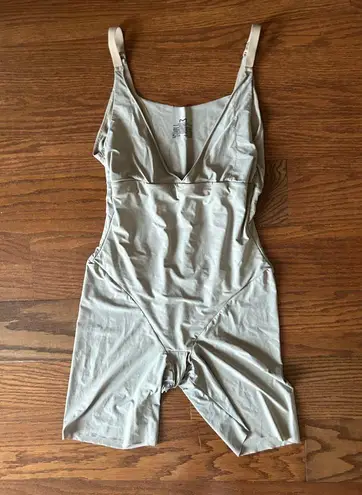 Maidenform Firm Control Shapewear Open Bust Body Shaper Size 2XL XXL Anti Static