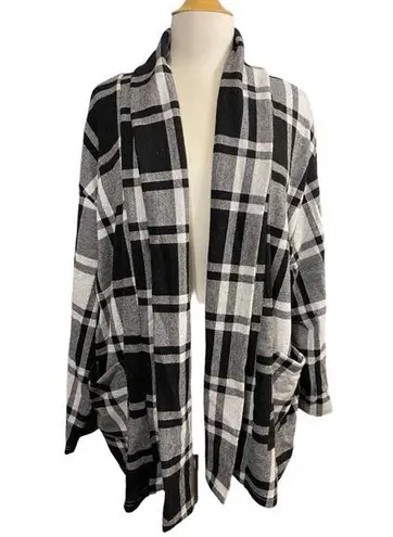 Women's BBJ Los Angeles Black & White Plaid Cardigan L Size L
