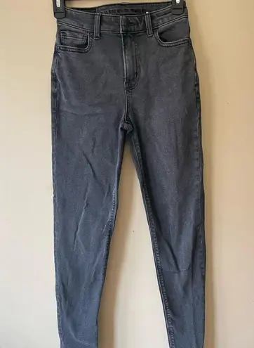 American Eagle  mom jeans