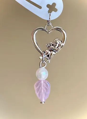 Handmade sleeping cherub/angel & Czech glass leaf bead unique fairy dangle hair clip🌈⭐️🌙💖