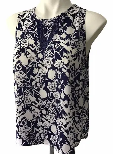 Dragonfly Sleeveless Floral Top