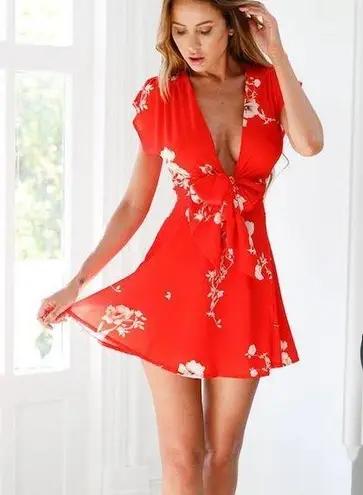 Ooh La Luxe Red Floral Deep V mini dress, Medium, NWOT