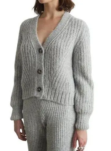 Arlene Knitted Short V neck Gray Chunky Cardigan Sweater Size L