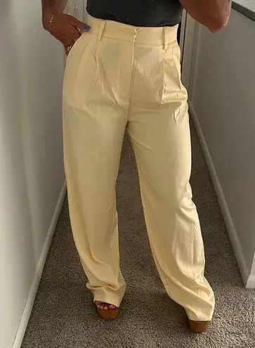 Elegant Butter Yellow High