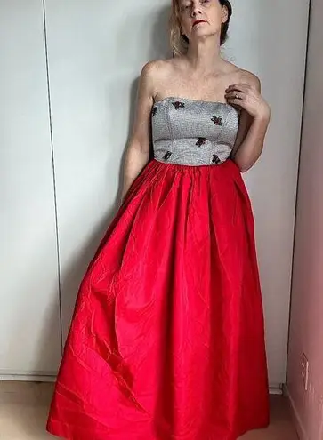Vintage 90s Formal Dress Full Length Ball gown Size 4 Modern Red Prom