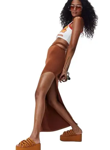 NWT SIMON MILLER Brown Cut